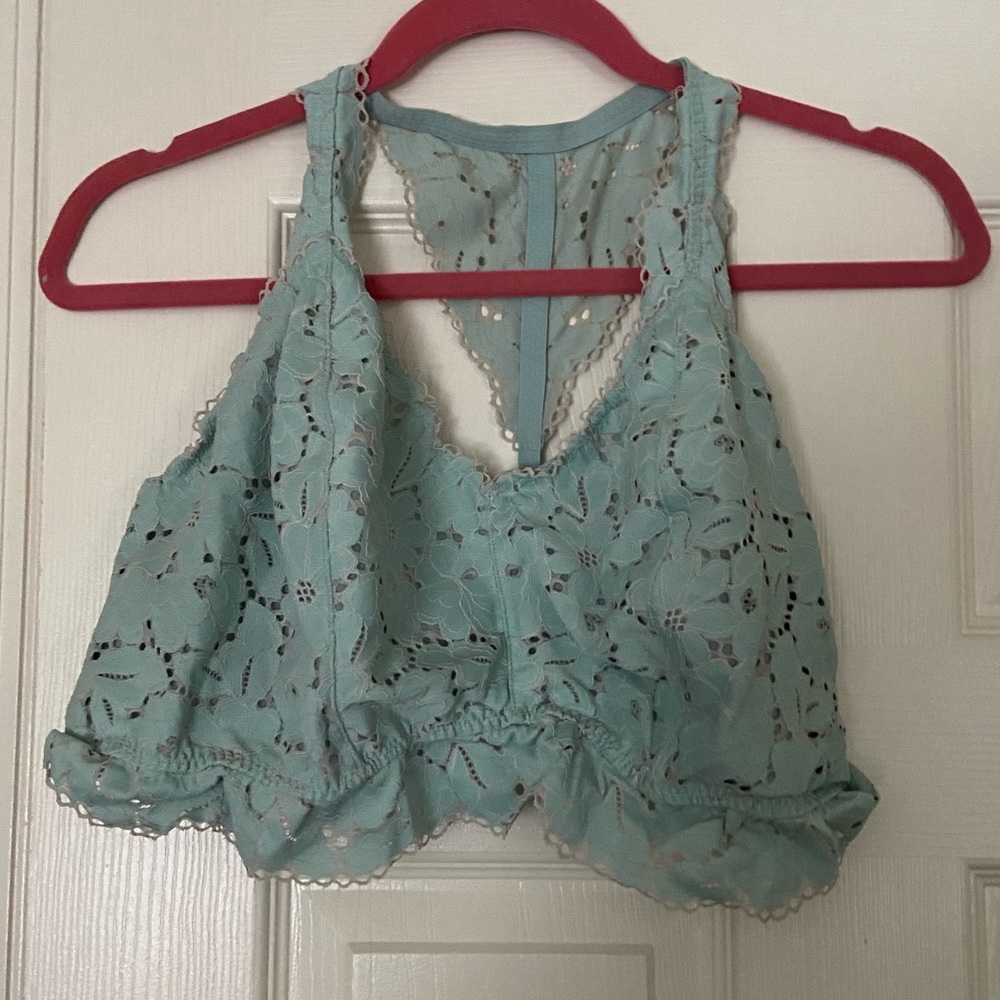 Cacique razor back blue bralette size 26/28